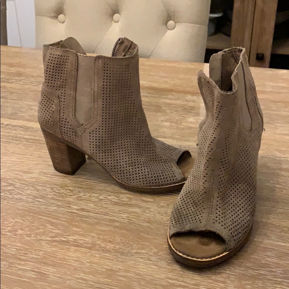 Toms booties